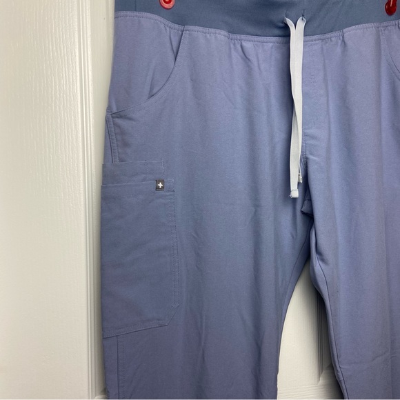 Figs Technical Collection Kade Cargo Scrub Pants Style# T21004T Size XL/Tall - Picture 2 of 6